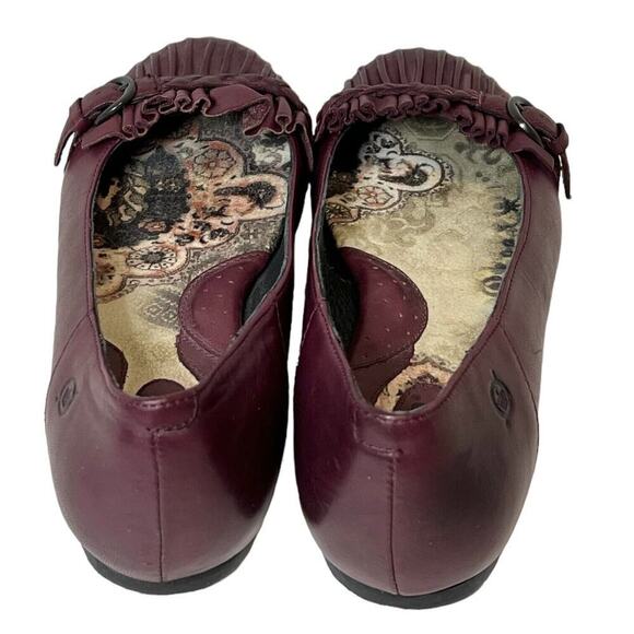 Born Maroon Ruffled Pleated Braided Strap Buckle Classic Ballet Flats Size 10 - Picture 3 of 7